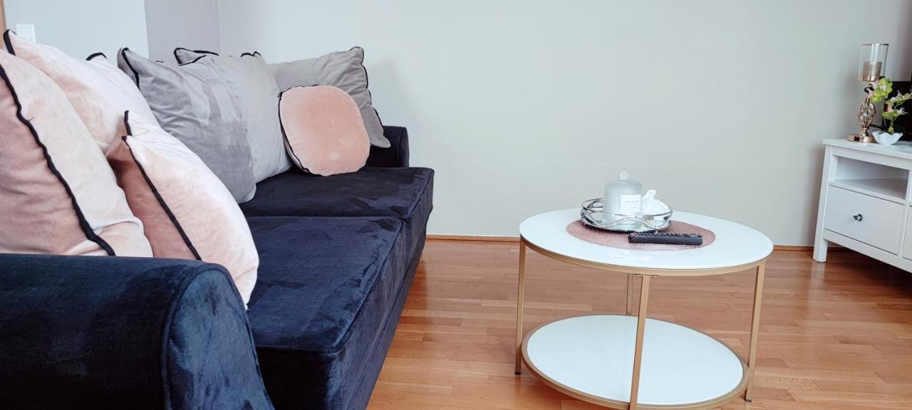 Apartament Cosmopolitan Z Bezpłatnym, Prywatnym Parkingiem W Hali Garażowej