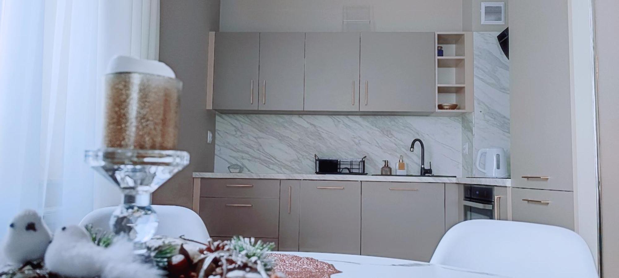 Cosmopolitan Z Bezpłatnym, Prywatnym Parkingiem W Hali Garażowej Apartament