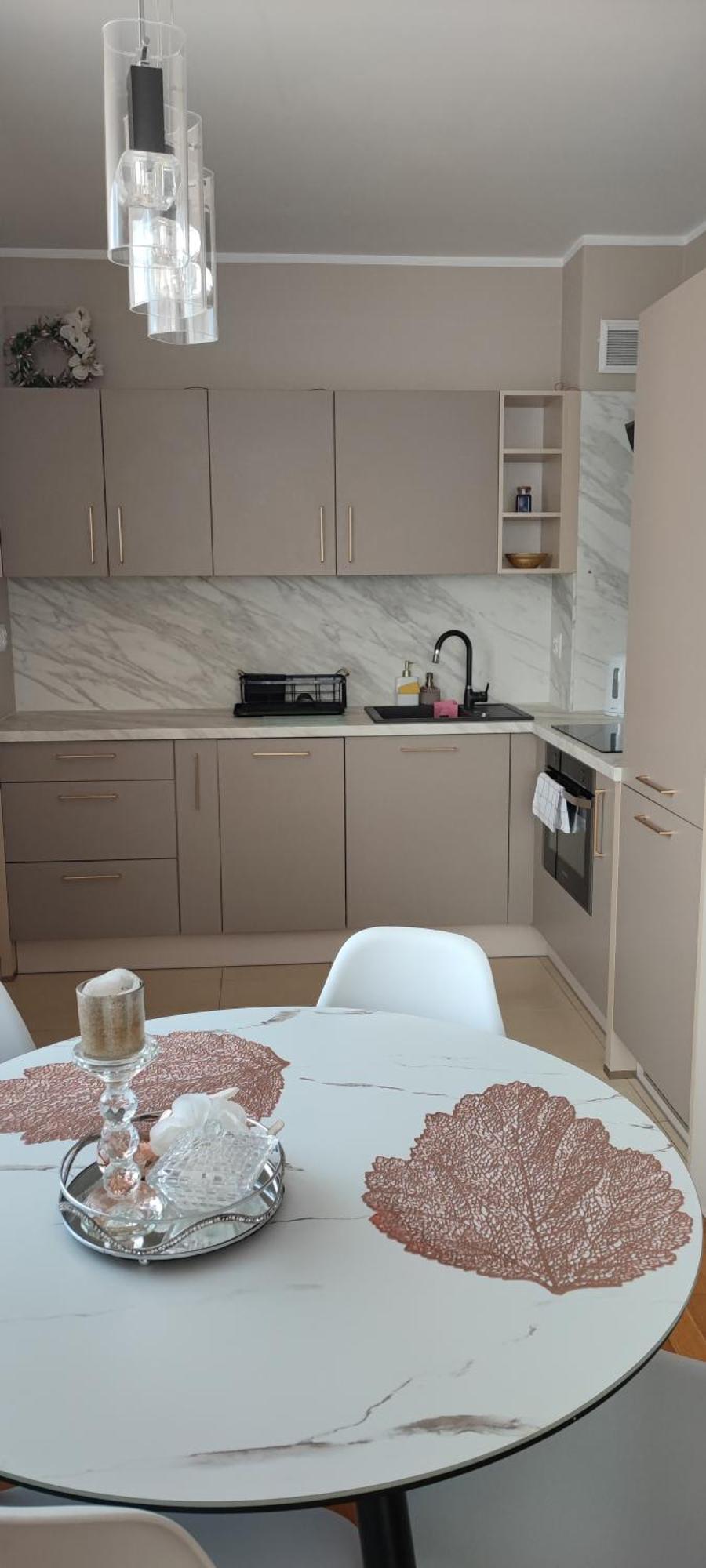 Cosmopolitan Z Bezpłatnym, Prywatnym Parkingiem W Hali Garażowej Apartament *